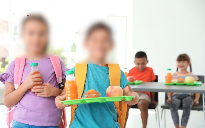 Troppi snack e bibite: così l’Italia ingrassa i suoi bambini Troppi snack e bibite: così l’Italia ingrassa i suoi bambini