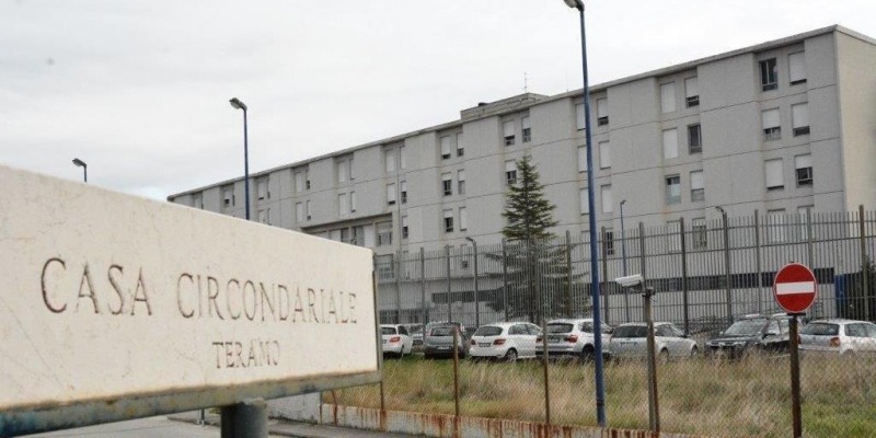 Emergenza Carceri: Appello Urgente per Ventilatori e Frigoriferi in Abruzzo! Emergenza Carceri: Appello Urgente per Ventilatori e Frigoriferi in Abruzzo!