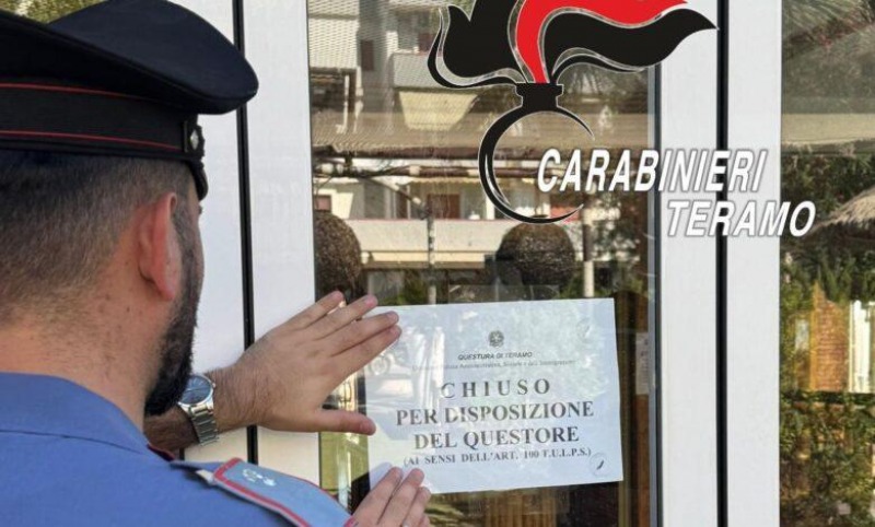 alba adriatica chiuso stabilimento balneare per 10 giorni dopo violente risse e furti