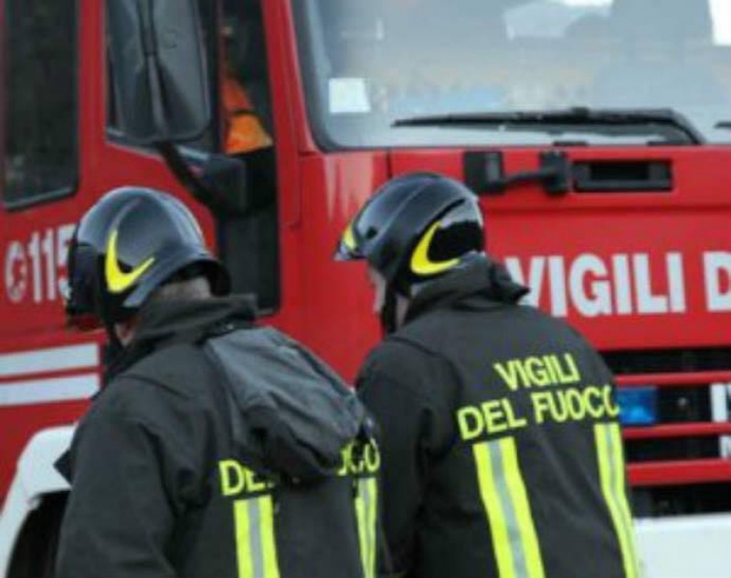 incendio sull8217a14 fumo intenso causa chiusura temporanea tra