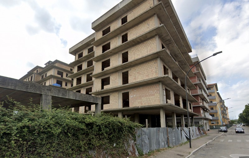Pescara, crollano i Palazzi Clerico: ecco il nuovo volto della città Pescara, crollano i Palazzi Clerico: ecco il nuovo volto della città