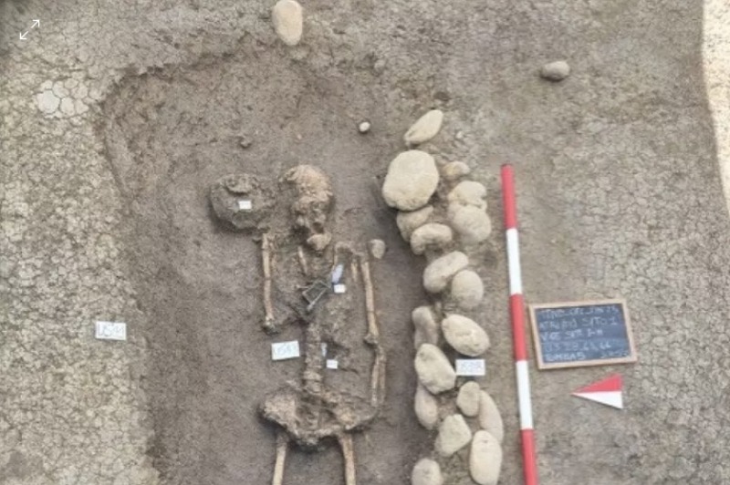 scoperta eccezionale in abruzzo riemerge una necropoli dell8217et224 del ferro ad atri