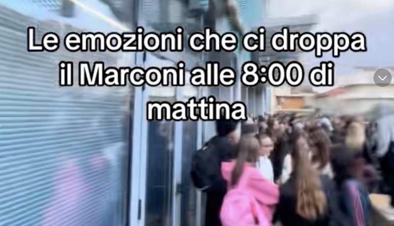 terrore al liceo marconi studenti si sentono male e scuola evacuata video