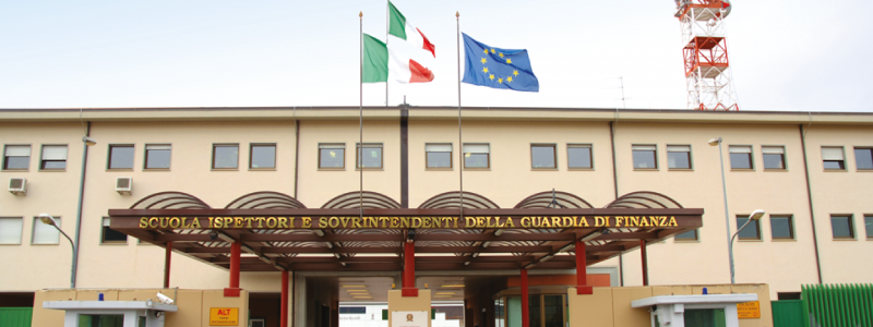 scuola gdf shock capitano rischia processo per molestie su allieva