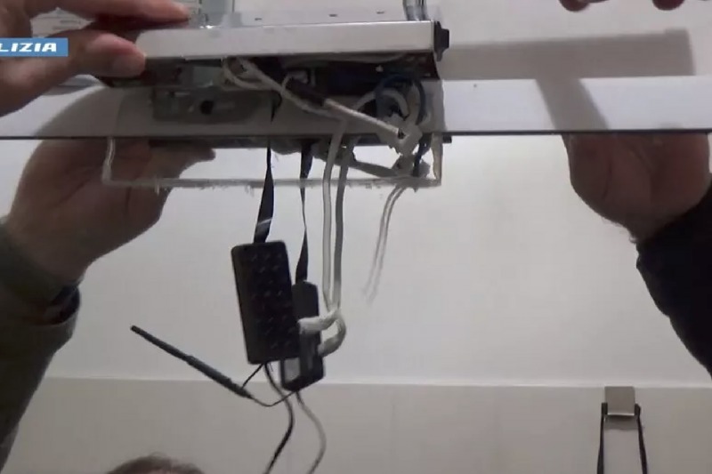 Il presunto “Grande Fratello” all’Aquila: affitti, microcamere e sospetti inquietanti