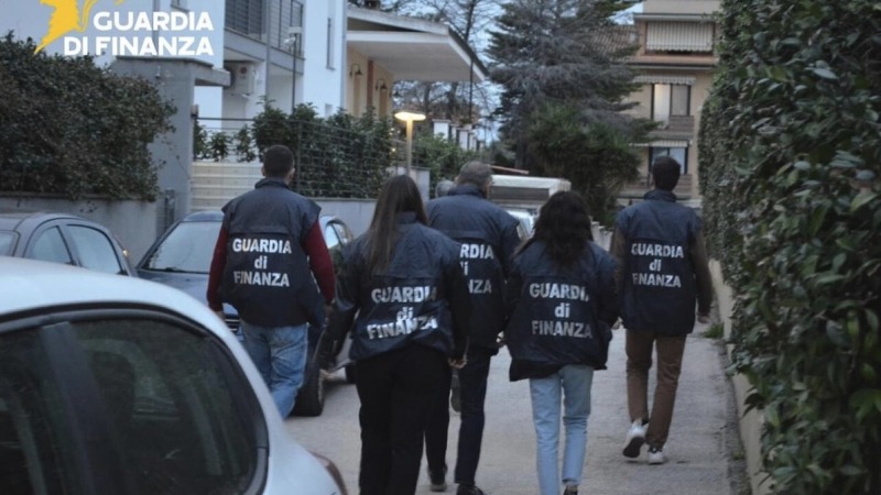 Frode milionaria scoperta in Abruzzo: scatta maxisequestro da 3,5 milioni Frode milionaria scoperta in Abruzzo: scatta maxisequestro da 3,5 milioni