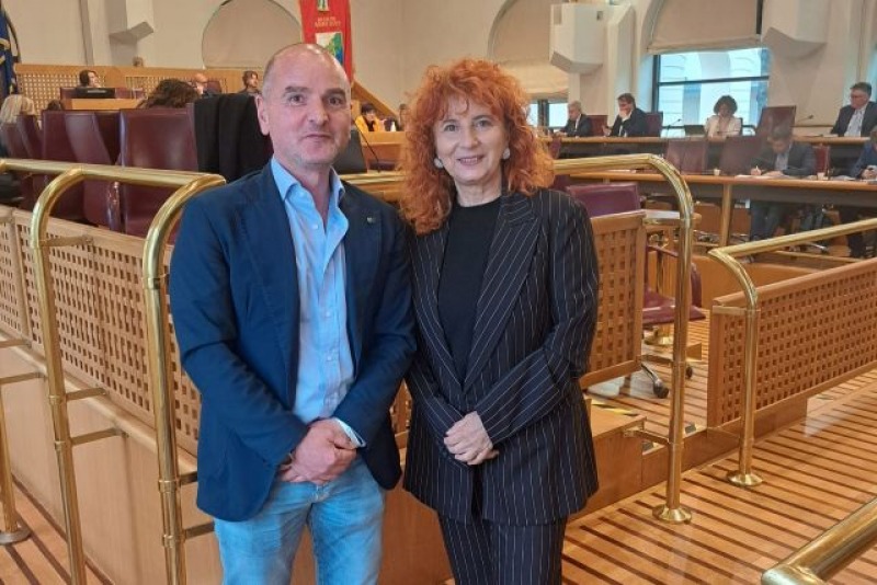 balneari lugini e mannetti firmano la petizione taormina contro bolkestein da Abruzzo24ore.tv balneari lugini e mannetti firmano la petizione taormina contro bolkestein