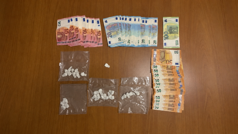 cocaina nel bampb arrestati rider e impiegata sequestrati soldi e droga da Abruzzo24ore.tv cocaina nel bampb arrestati rider e impiegata sequestrati soldi e droga