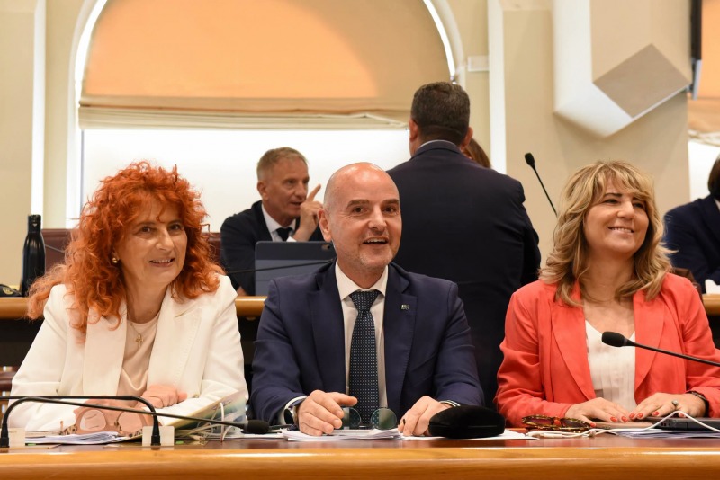 rifiuti lugini incalza sulla marsica prima chiarite chi gestir224 davvero tutto da Abruzzo24ore.tv rifiuti lugini incalza sulla marsica prima chiarite chi gestir224 davvero tutto