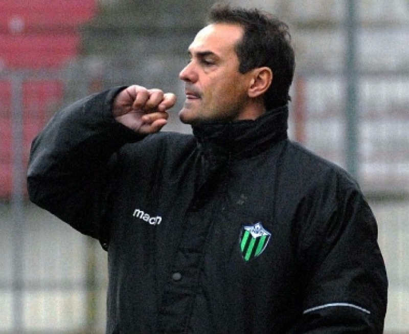 Vincenzo Vivarini, Mister del Chieti calcio: è corsa verso ...