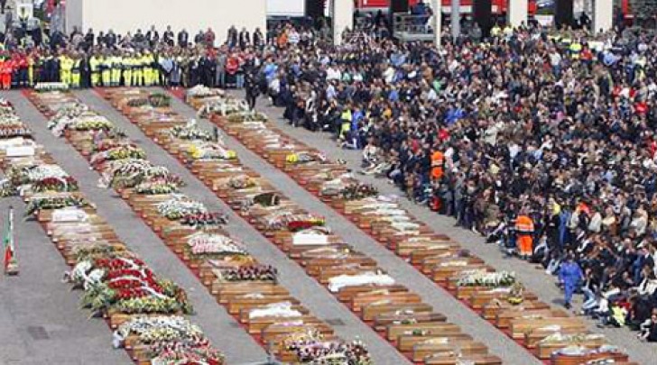 funerali vittime sisma