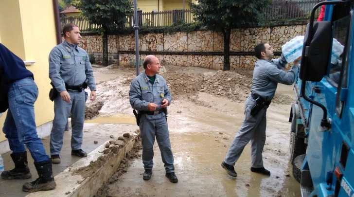 corpo forestale aiuti alluvionati 