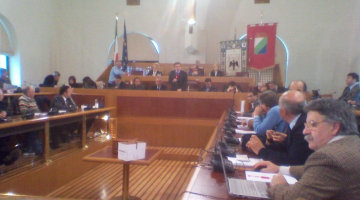 Consiglio comunale L'Aquila
